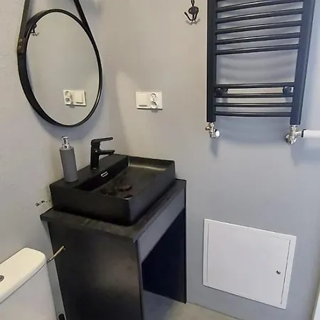 아파트 Madera House