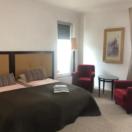 Madera House アパート カトヴィツェ